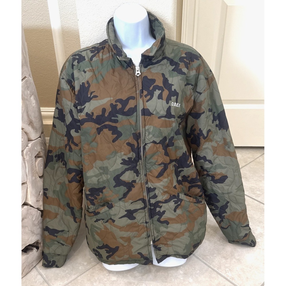 OBEY Worldwide Camo Bomber Jacket Size L Lightweight Packable Outdoors